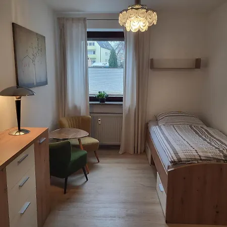Andys Mit Balkon Apartamento Neustadt an der Waldnaab