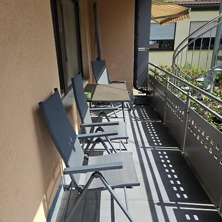 Andys Mit Balkon Apartamento *